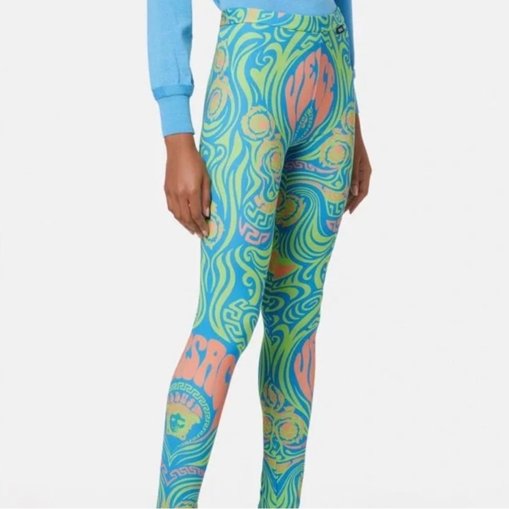NWT Versace Medusa Music Leggings size 40 (Small)